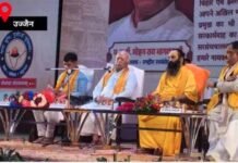 ‘यहां सेक्युलर लागू नहीं होता, भारत धर्मप्राण देश है, हम दुनिया के संघर्ष में नहीं पड़ते’, युवाओं के साथ संघ प्रमुख मोहन भागवत की अहम बातें