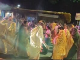 गणेश विसर्जन के दौरान हुआ विवाद, मुरझडवासी पहुंचे थाने