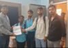 महाविद्यालय की समस्याओं को लेकर विद्यार्थियों ने सौंपा ज्ञापन