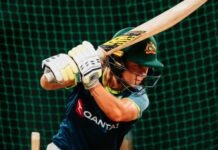 हमने उसको वापस लेने की पूरी कोशिश की’, WPL ऑक्शन में सोफी मोलिन्यू को टीम में शामिल ना करने से निराश RCB कोच