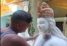 नवरात्र पर्व की तैयारियां शुरू, सज रहे माता रानी के दरबार-