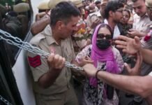 जंतर-मंतर पर महिला पत्रकारों से बदसलूकी: Press Club of India और IWPC ने की कड़ी निंदा, FIR की मांग