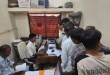 समर्थन मूल्य पर धान बेचने के पंजीयन में आ रही अड़चनें, किसान परेशान