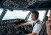 हवाई जहाज के कॉकपिट में पायलट अकेला क्यों नहीं होता? जानिए ‘Two Pilot Rule’ के पीछे की कहानी