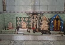 मां दुर्गा की मूर्तियों को मूर्तिकार दे रहे अंतिम रूप