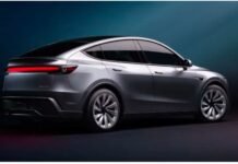 Tesla ने नोएडा में खोला नया एक्सपीरियंस सेंटर, अब एक ही जगह देख सकेंगे कारें और बुक कर पाएंगे टेस्ट ड्राइव