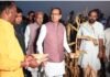‘सागौन के पौधों को नष्ट कर वन भूमि पर किया कब्जा’, सीहोर कलेक्टर ने सौंपी रिपोर्ट, आरोपियों के साथ खुलकर खड़े हैं शिवराज