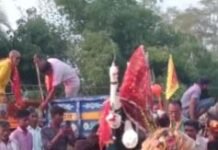 लालबर्रा क्षेत्र में भक्तिभाव और धूमधाम के साथ माँ दुर्गा को दी गई विदाई