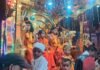 गायखुरी में निकला दशहरा चल समारोह, शुभम बोरीकर ने धारण किया महाराज जी का