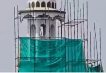 शाही मस्जिद की मीनार अन्य हिस्से पर गिरी, नुकसान को किया जा रहा ठीक, उज्जैन कलेक्टर ने अफवाहबाजों को चेताया