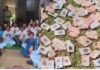 मध्य प्रदेश में नर्मदा किनारे मिले 343 लावारिस मतदाता पहचान पत्र, कांग्रेस ने की FIR की मांग, किया थाने का घेराव